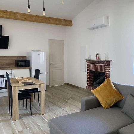 Bel Appartement Au Coeur Du Village De Sartene Dış mekan fotoğraf